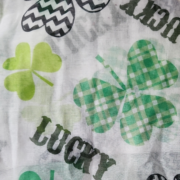 Colorful Patterned Scarves Set - Picture 6 of 7